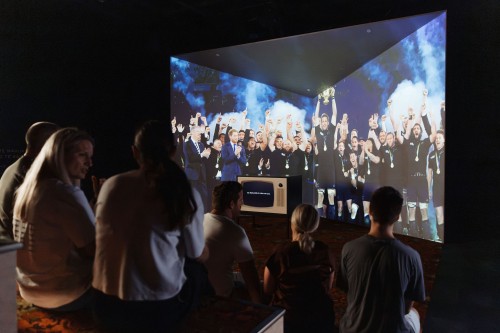 Rugby: Celebrate Rugby in New Zealand – Your Guide to the All Blacks Experience and Beyond - Pillar