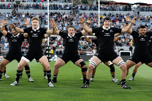 Rugby: The History of the All Blacks: Key Moments That Shaped a Legacy